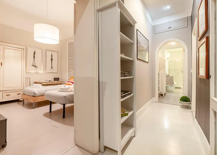 Historic Borgo Ognissanti, 8 *