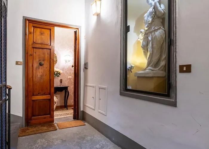 Historic Borgo Ognissanti, 8 Apartamento *