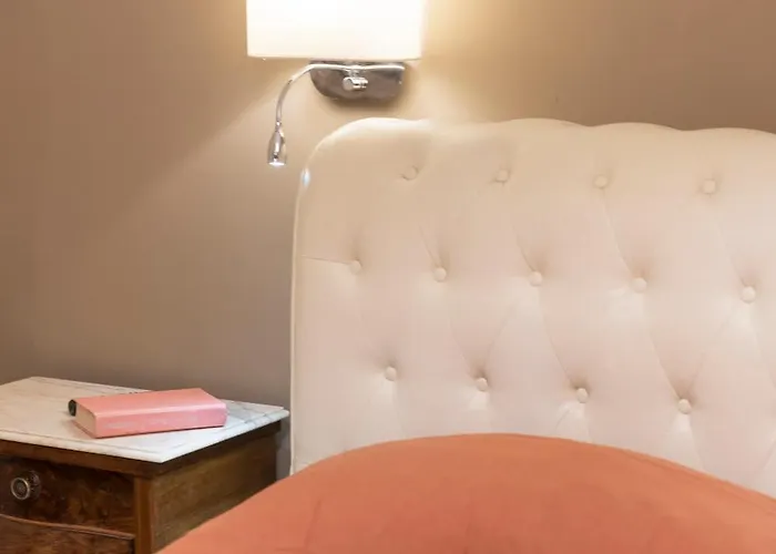 Historic Borgo Ognissanti, 8 *