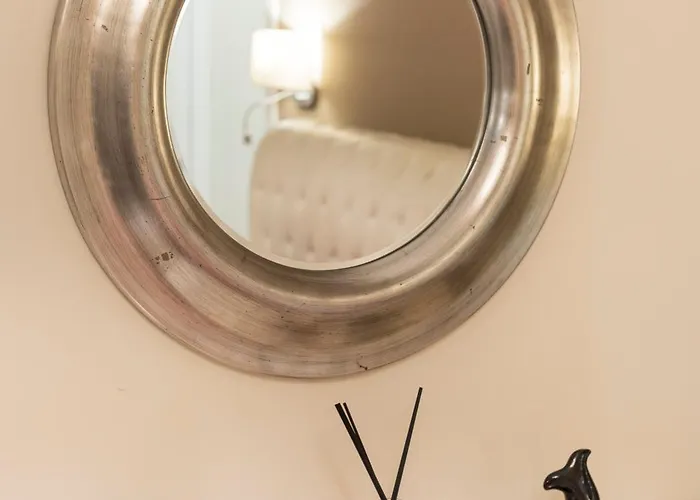 Historic Borgo Ognissanti, 8