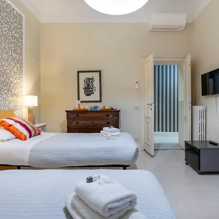 Historic Borgo Ognissanti, 8 Florencia