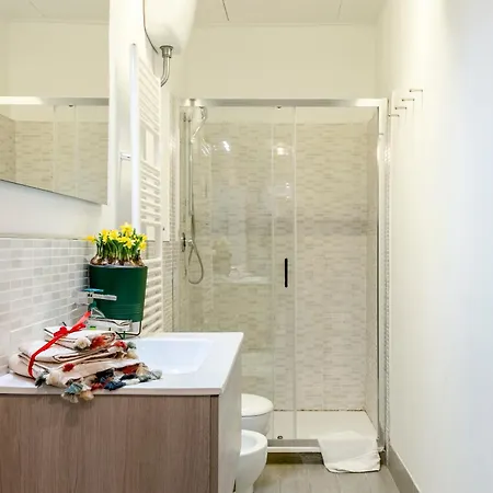 Historic Borgo Ognissanti, 8 Apartamento Florencia