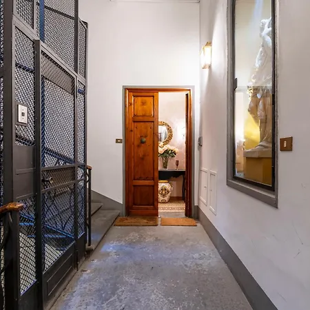 Apartamento Historic Borgo Ognissanti, 8 *