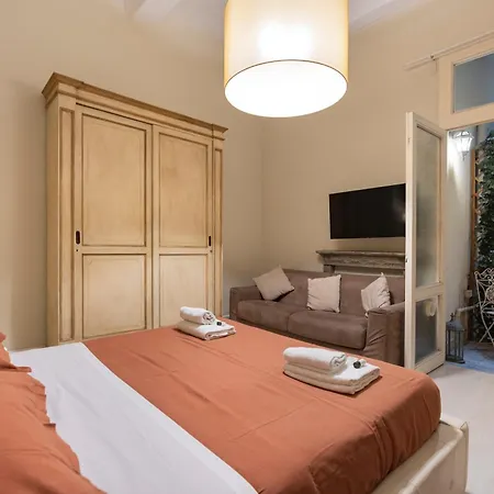 Historic Borgo Ognissanti, 8 Florencia